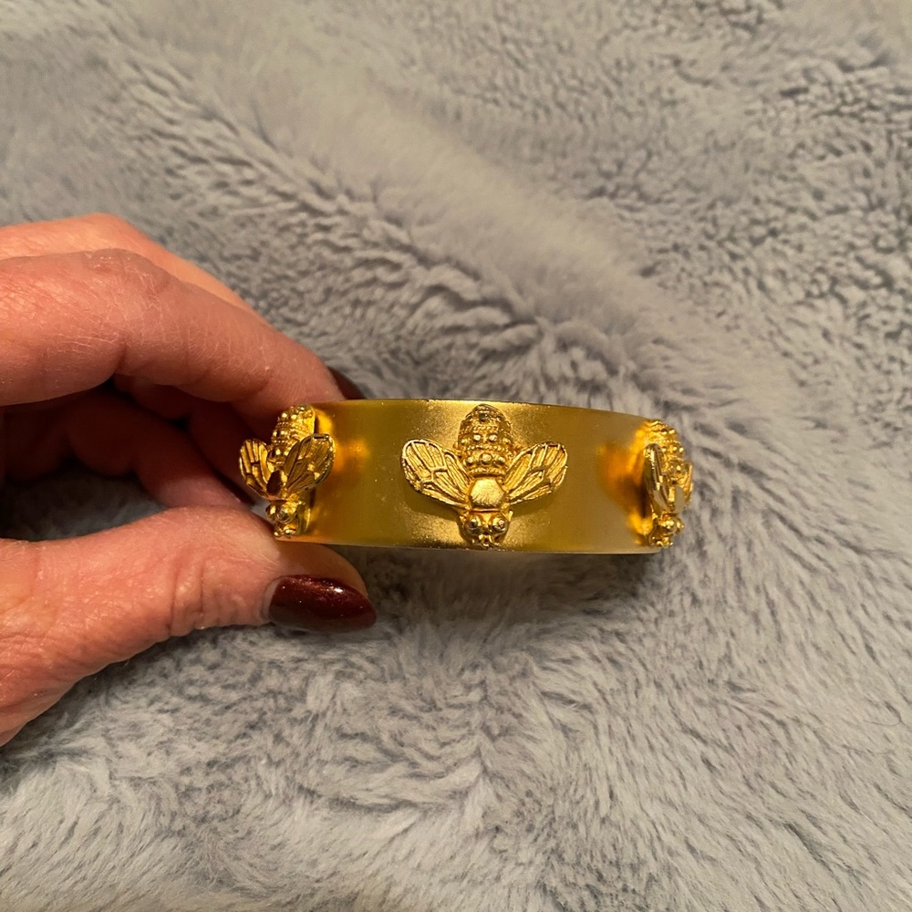 Great bee cuff